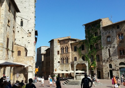 San Gimignano Piazza Della Cisterna